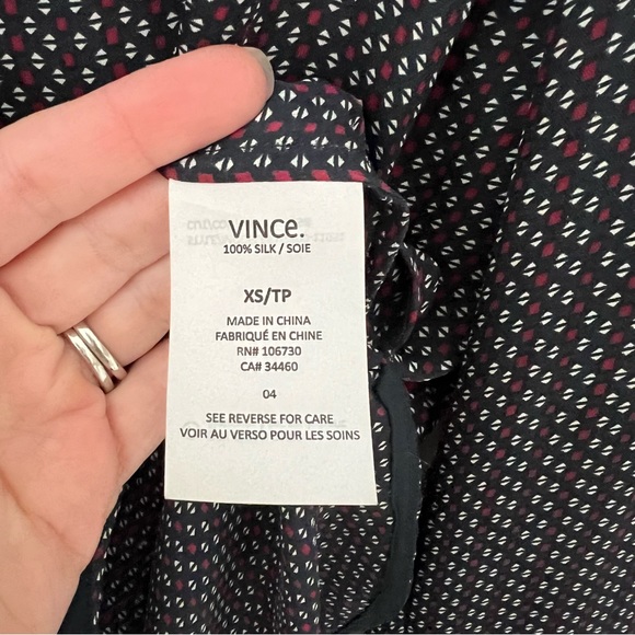 Vince silk blouse, navy and burgundy micro print- XS - Picture 7 of 7